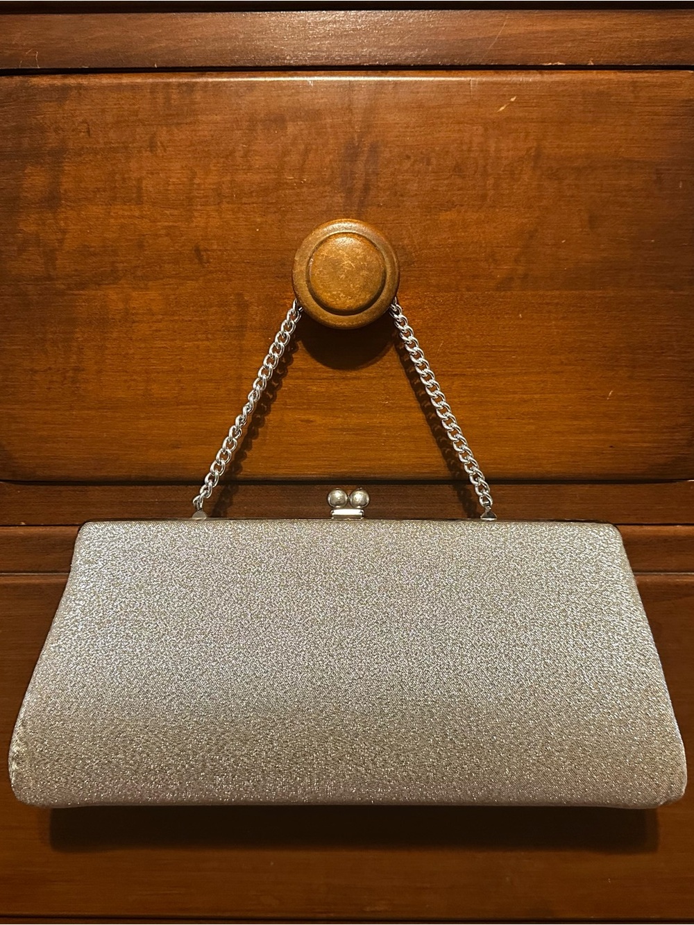 Vintage Metallic Silver Evening Clutch with Chain Strap